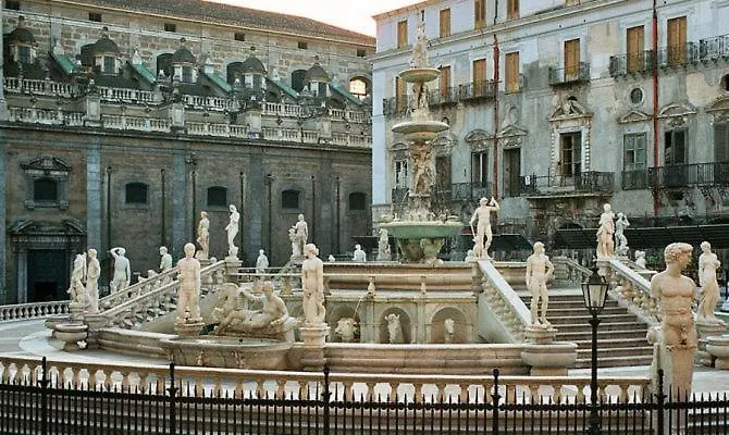 Alloggio Delle Carrozze Al Ballaro Palermo Apartment